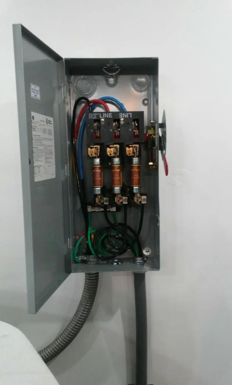 Three-phase disconnect switch installed for Electrical Wiring & Rewiring in Kissimmee